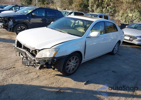2007 Toyota Avalon Limited z USA, uszkodzony, nr VIN 4T1BK36B37U197158